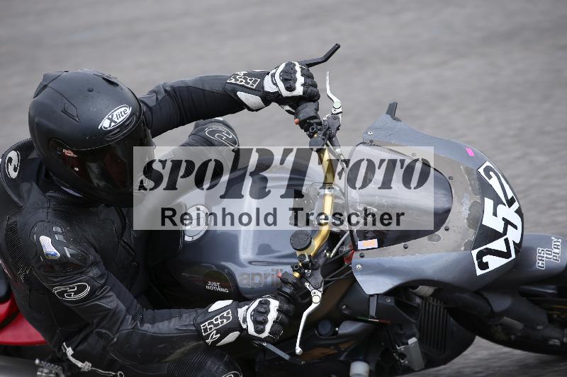 /Archiv-2023/10 21.04.2023 Discover the Bike ADR/Bike 2 gelb/252
